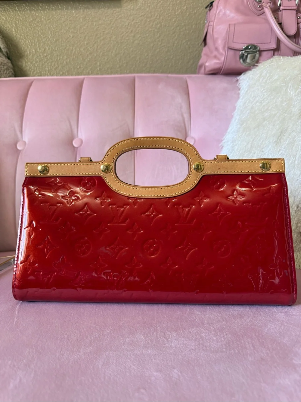 💯Auth! Louis Vuitton Roxbury Red Vernis Leather w Vachetta Trim & Gold Hardware